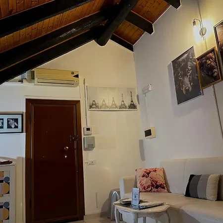 Hosting Dreams Attics - Duomo-2
